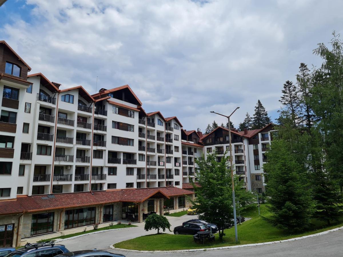 Mountain Paradise in Aparthotel Borovets Gardens Buitenkant foto
